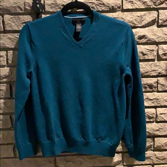 Banana Republic 100% Merino Wool V-Neck Sweater - Picture 1 of 5